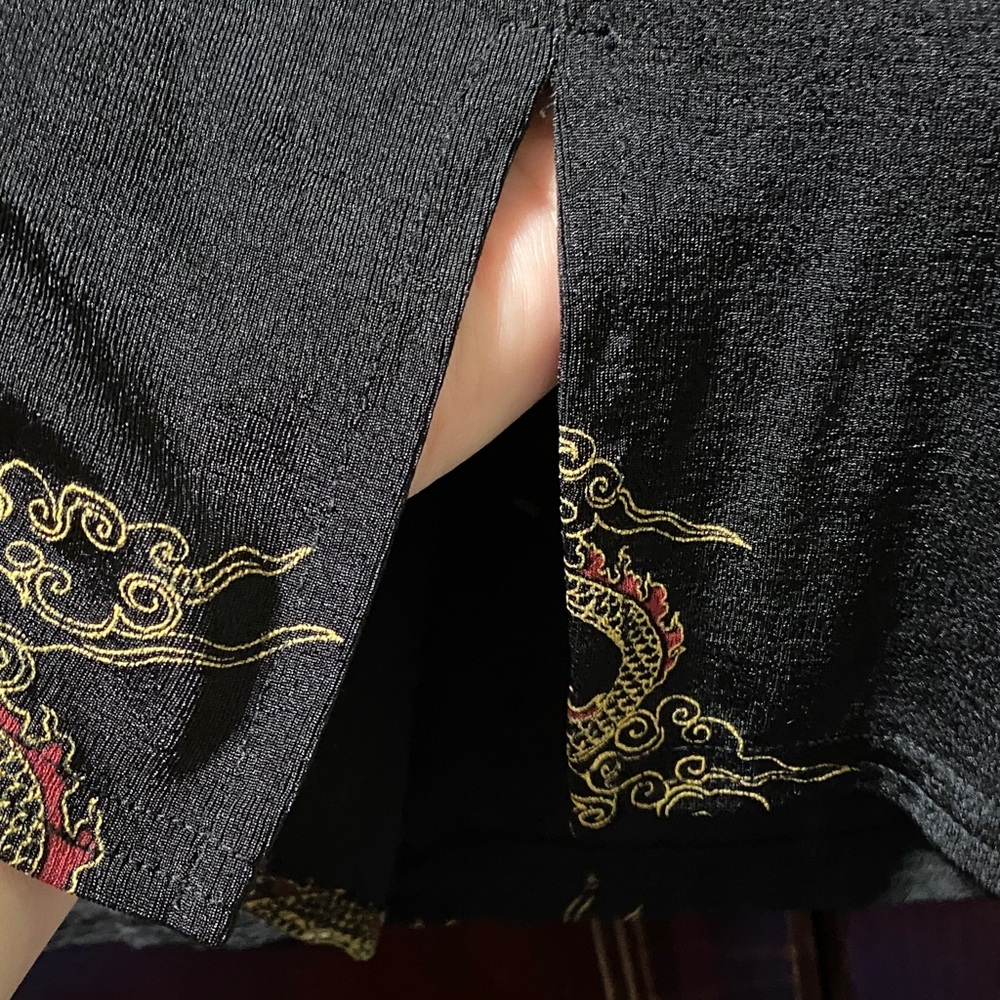 ES-SE Plus USA Vintage Black Red and Gold Dragon Print size 3X Tee - Picture 8 of 11